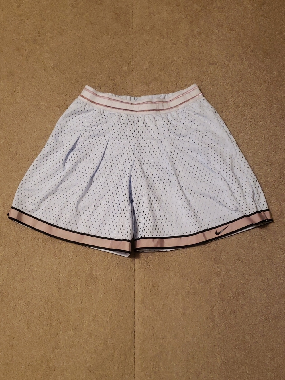 Nike Girls' Loose Fit Sportswear Athletic Shorts